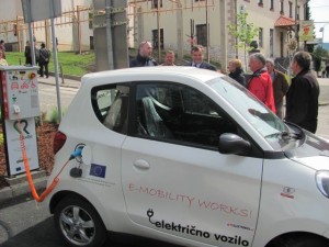elektromobil
